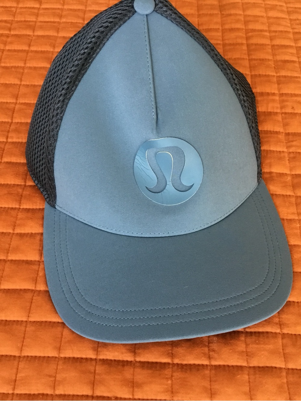 Lululemon Trucker Hat! Never worn!